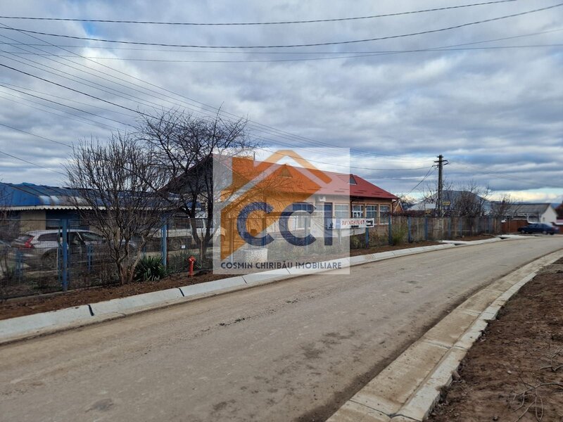 Buciumi. Se ofera spre vanzare / inchiriere cladire cu spatiu comercial
