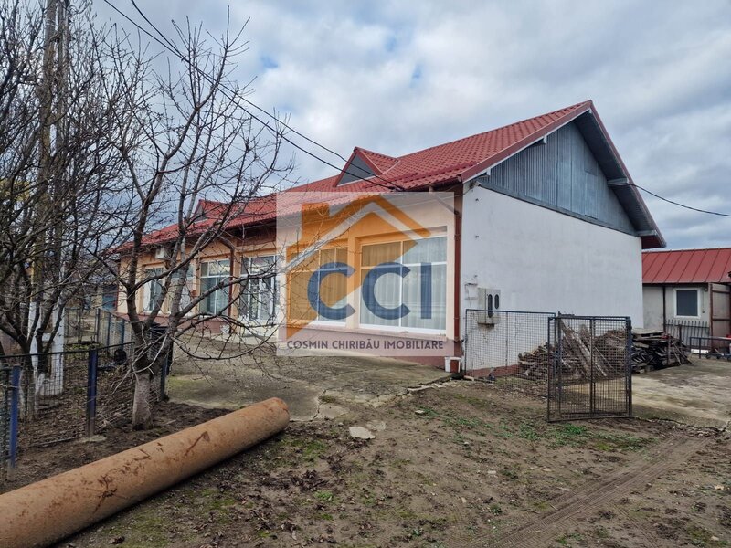 Buciumi. Se ofera spre vanzare / inchiriere cladire cu spatiu comercial