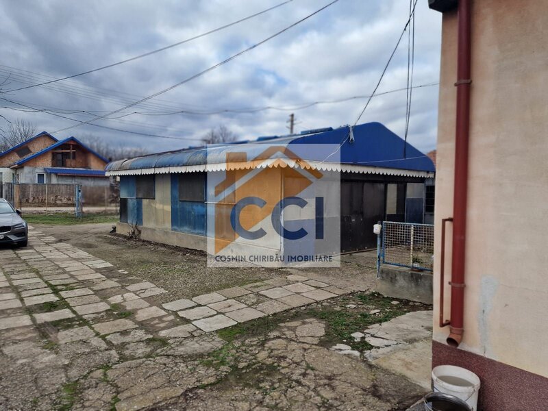 Buciumi. Se ofera spre vanzare / inchiriere cladire cu spatiu comercial