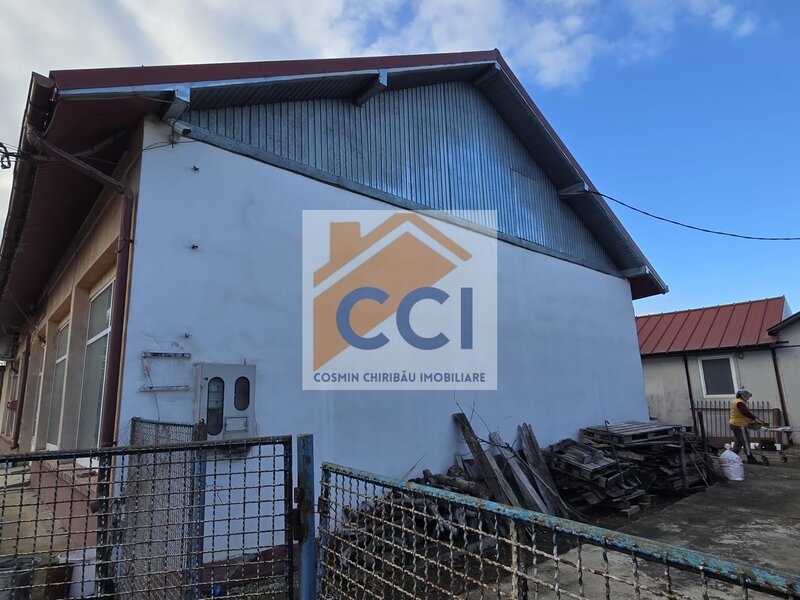 Buciumi. Se ofera spre vanzare / inchiriere cladire cu spatiu comercial